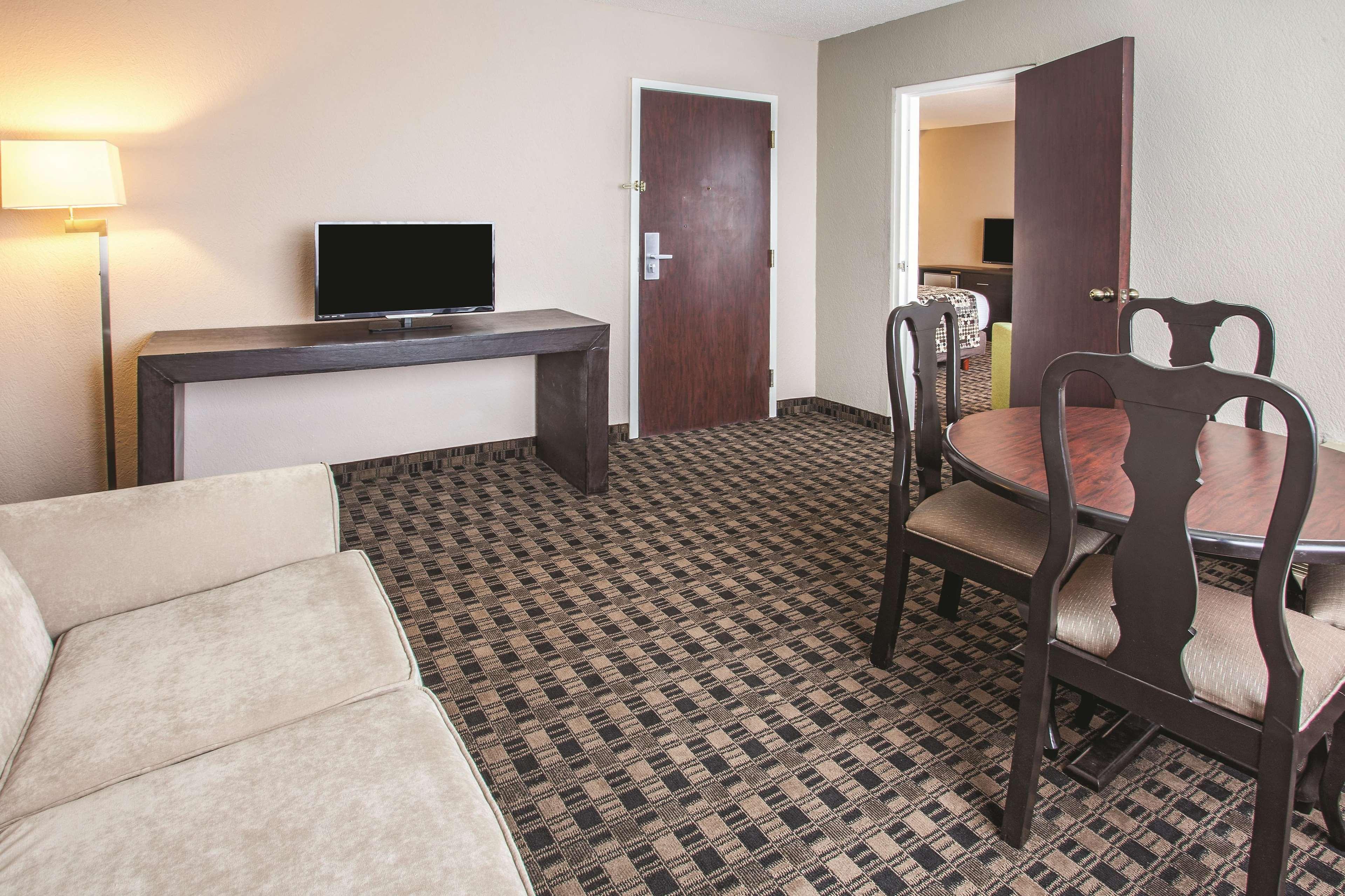 Chn Hotel Monterrey Norte, Trademark Collection By Wyndham Luaran gambar
