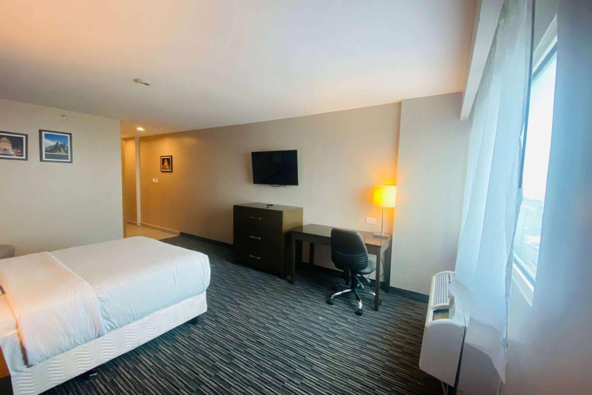 Chn Hotel Monterrey Norte, Trademark Collection By Wyndham Luaran gambar