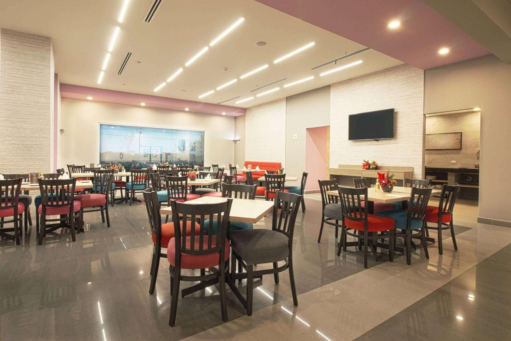 Chn Hotel Monterrey Norte, Trademark Collection By Wyndham Luaran gambar
