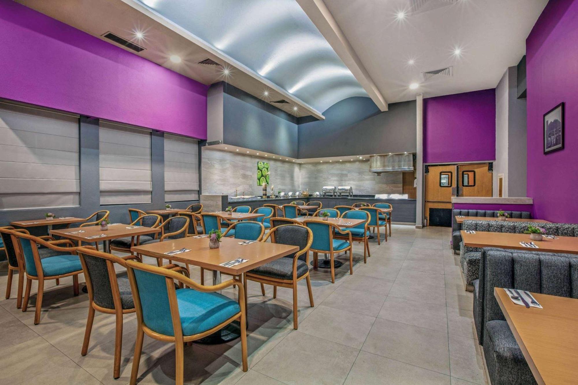 Chn Hotel Monterrey Norte, Trademark Collection By Wyndham Luaran gambar